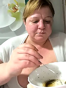 jusichka online show from 11-22-25, 07:57