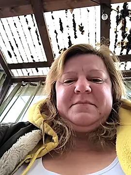 jusichka online show from 12-16-25, 09:02