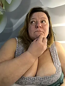 jusichka online show from 10-29-25, 05:34