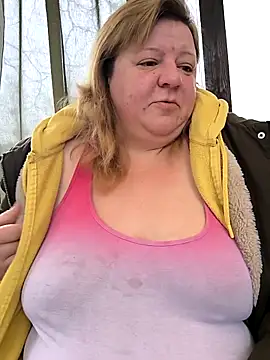 jusichka online show from 12-21-25, 07:54