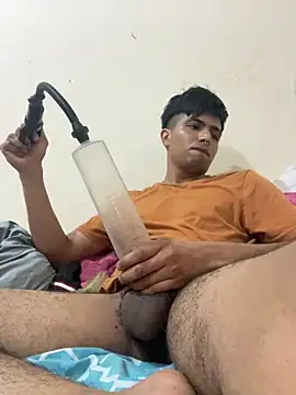 yObal-hot online show from 04-14-26, 07:13