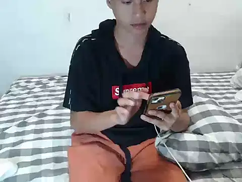 Asiantwink21 online show from 01-11-26, 08:27