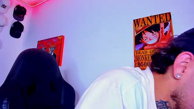 Snapshot of Drako_Lamar chatting on 04-11-26, 12:18 Drako Lamar online show from 04-11-26, 12:18