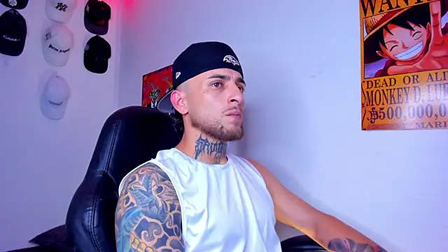 Snapshot of Drako_Lamar chatting on 04-06-26, 02:07 Drako Lamar online show from 04-06-26, 02:07