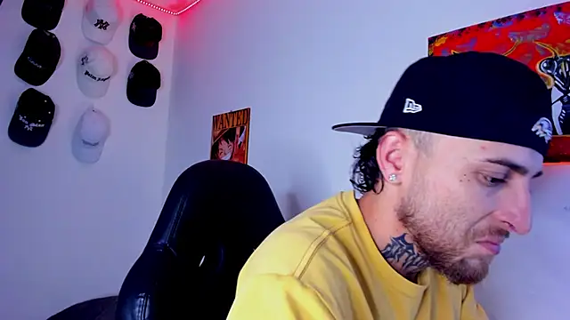 Snapshot of Drako_Lamar chatting on 04-16-26, 04:13 Drako Lamar online show from 04-16-26, 04:13