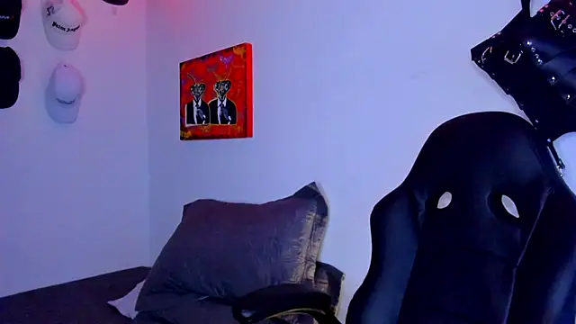 Snapshot of Drako_Lamar chatting on 04-02-26, 12:29 Drako Lamar online show from 04-02-26, 12:29