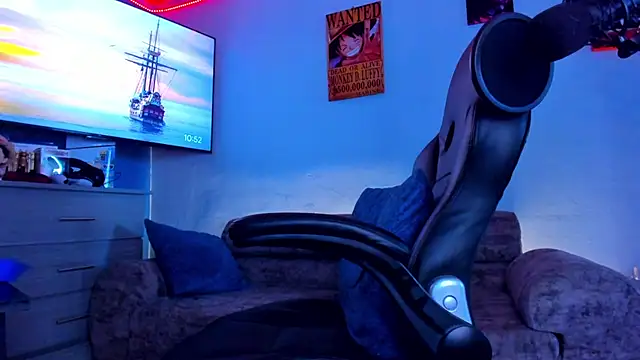 Snapshot of Drako_Lamar chatting on 02-07-26, 03:53 Drako Lamar online show from 02-07-26, 03:53