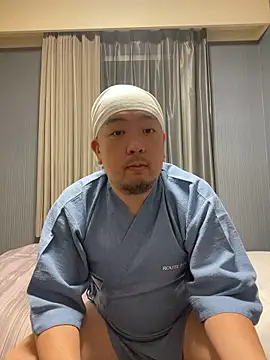 Snapshot of FUJIGON07 chatting on 06-11-26, 02:03 FUJIGON07 online show from 06-11-26, 02:03