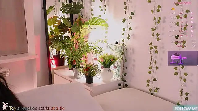 CarlyMilton online show from 04-07-26, 09:38