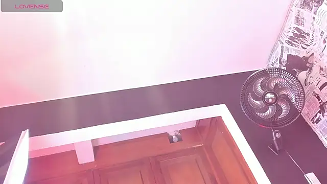 hot milkbitch online show from 11-29-25, 02:23