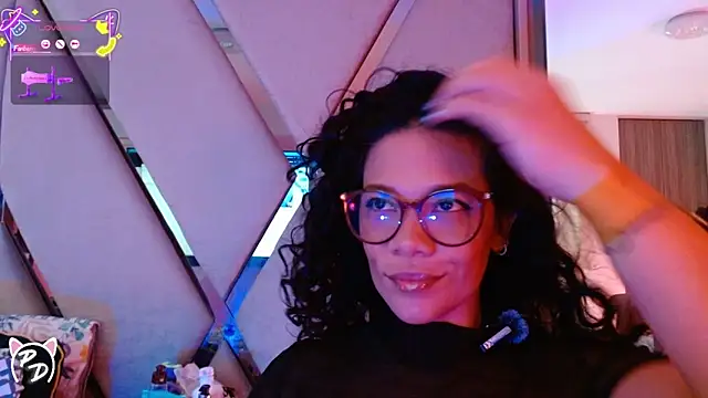 Snapshot of paula_daniela1 chatting on 06-04-26, 09:30 paula daniela1 online show from 06-04-26, 09:30
