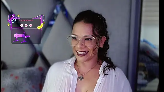 paula daniela1 online show from 11-02-25, 09:42