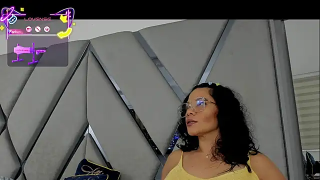 paula daniela1 online show from 12-03-25, 11:25