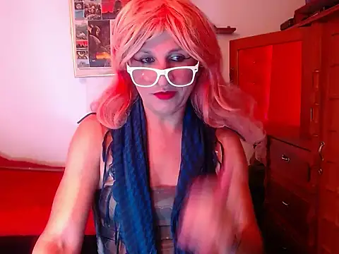 LorenJade online show from 10-14-25, 07:42