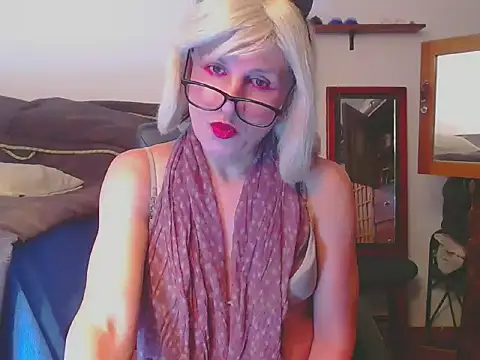 Snapshot of LorenJade chatting on 05-02-26, 09:25 LorenJade online show from 05-02-26, 09:25