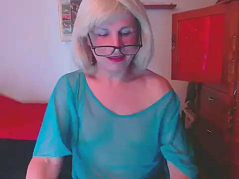 LorenJade online show from 12-05-25, 07:51