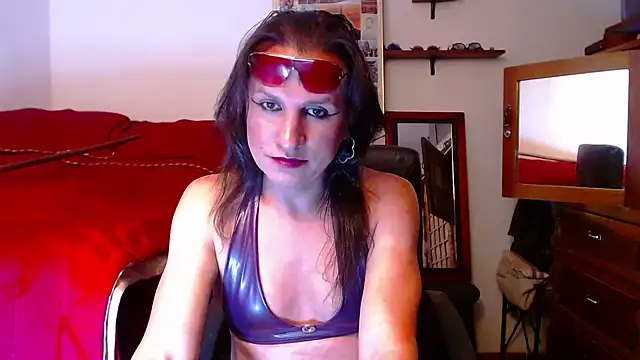 LorenJade online show from 07-15-26, 07:59