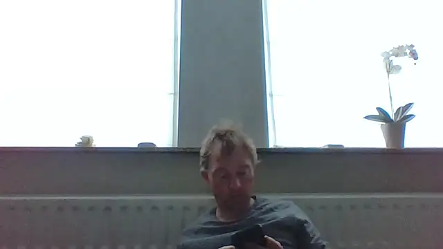 bertolini online show from 04-13-26, 01:26