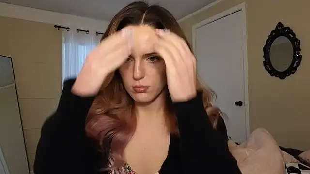 sexylilly69 online show from 07-10-26, 11:38