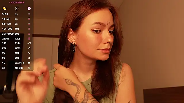 girl with snaketatto0 online show from 03-29-26, 03:08