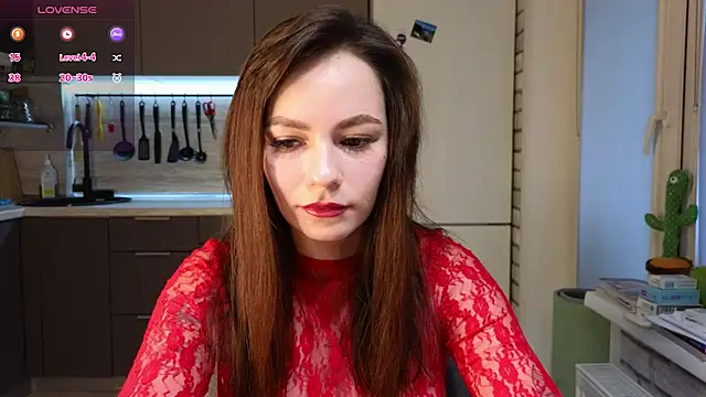 girl with snaketatto0 online show from 03-21-25, 04:17