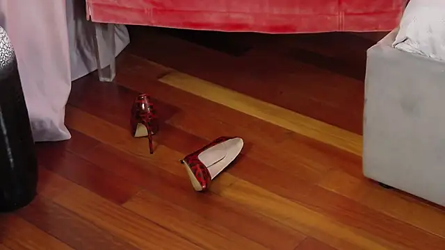 Snapshot of AryaEve chatting on 09-29-25, 05:36 AryaEve online show from 09-29-25, 05:36