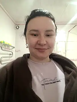 AlexaLexie online show from 11-04-25, 11:36