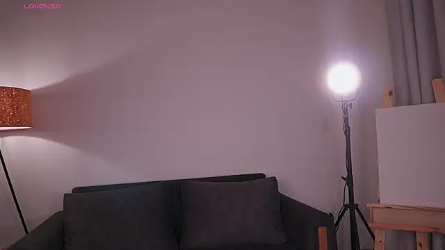 GigiLee  online show from 07-29-26, 01:49