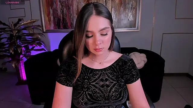 EloisaOlivero online show from 12-04-25, 07:24