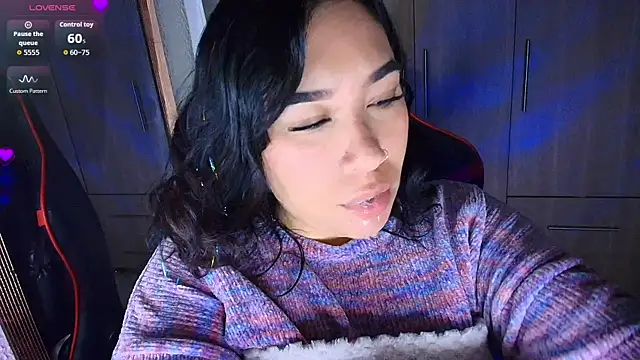 leahtemptation3 online show from 10-02-25, 09:45