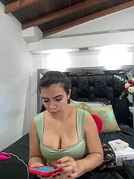 Arianna Jones1 online show from 07-18-26, 12:41