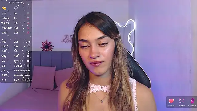Jenner tay online show from 05-26-26, 02:31