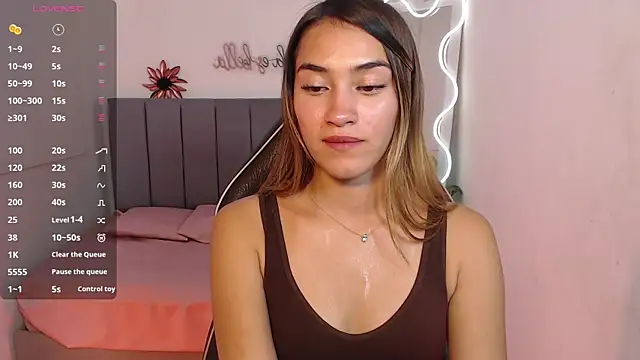 Jenner tay online show from 05-23-26, 03:16