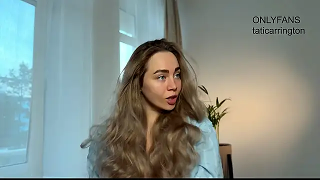 hotexclusive  online show from 11-23-25, 04:44