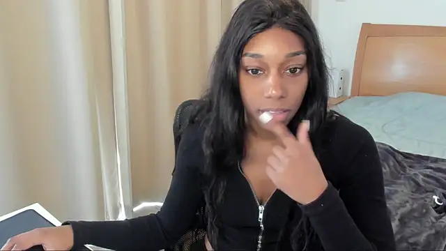 Snapshot of smileybabe chatting on 03-05-25, 09:27 smileybabe online show from 03-05-25, 09:27