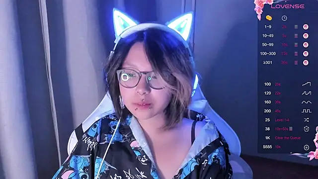 Snapshot of maydaykimmy chatting on 09-24-25, 09:43 maydaykimmy online show from 09-24-25, 09:43