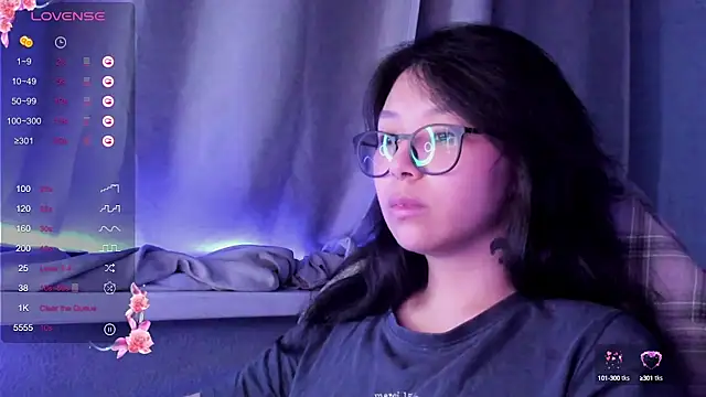 Snapshot of maydaykimmy chatting on 12-02-24, 09:34 maydaykimmy online show from 12-02-24, 09:34