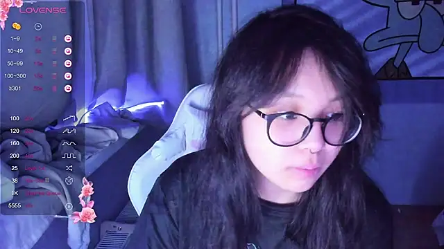 Snapshot of maydaykimmy chatting on 01-07-25, 08:52 maydaykimmy online show from 01-07-25, 08:52