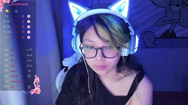 Snapshot of maydaykimmy chatting on 01-16-25, 10:12 maydaykimmy online show from 01-16-25, 10:12