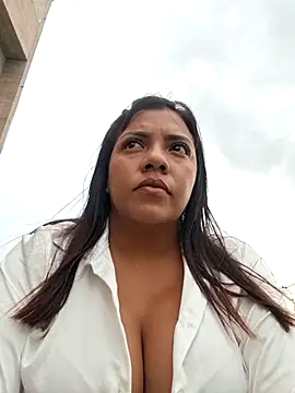 CanelitaPasion online show from 11-15-25, 09:19