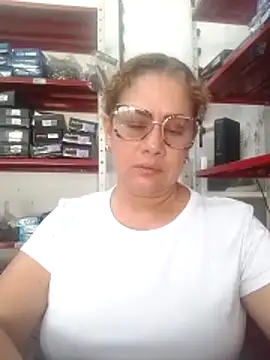 sophiahunt286 online show from 03-07-26, 03:39