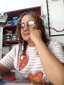 sophiahunt286 online show from 02-14-26, 01:55