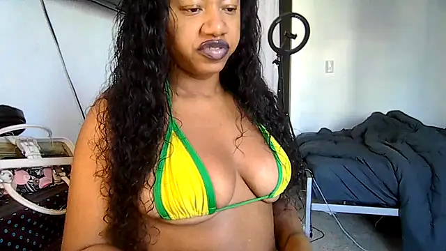 Snapshot of goddessdaisysky chatting on 05-10-26, 04:53 goddessdaisysky online show from 05-10-26, 04:53