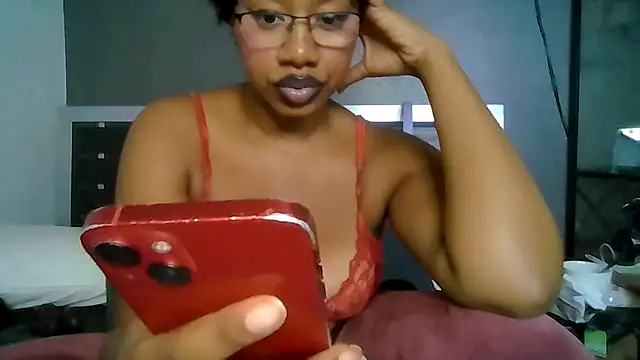 Snapshot of goddessdaisysky chatting on 05-23-26, 06:12 goddessdaisysky online show from 05-23-26, 06:12