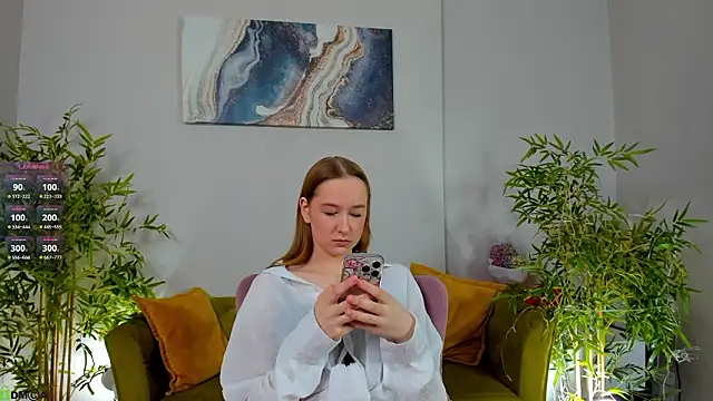 Snapshot of Sweett_Monica chatting on 02-17-26, 12:41 Sweett Monica online show from 02-17-26, 12:41