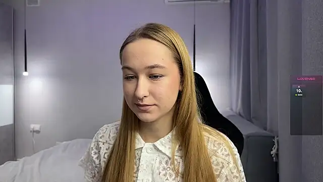 Snapshot of Sweett_Monica chatting on 07-06-26, 12:50 Sweett Monica online show from 07-06-26, 12:50