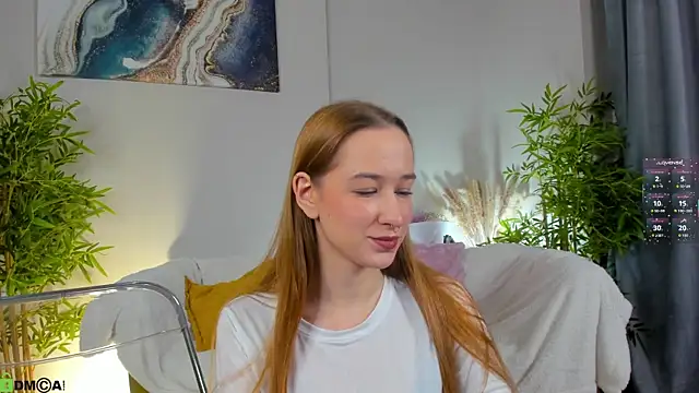 Sweett Monica online show from 11-19-25, 01:16