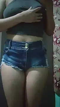 Snapshot of JhennySweet chatting on 03-10-25, 08:01 JhennySweet online show from 03-10-25, 08:01