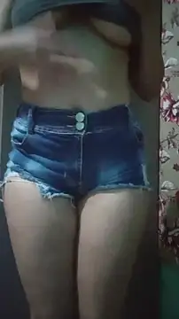 Snapshot of JhennySweet chatting on 02-27-25, 10:22 JhennySweet online show from 02-27-25, 10:22