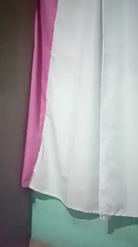 Snapshot of JhennySweet chatting on 02-27-25, 09:25 JhennySweet online show from 02-27-25, 09:25